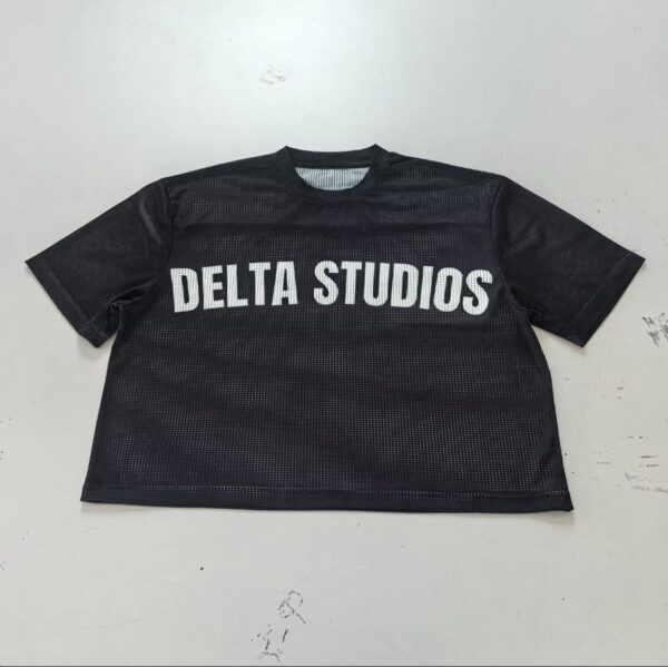 camiseta de malla negra delta syde